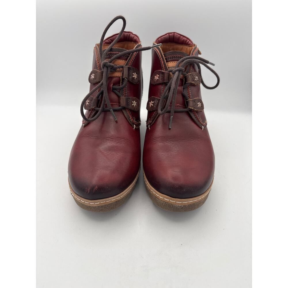 Women’s Pikolinos Size 9.5 Cherry Red Wedged Ankle Boots - Picture 2 of 6